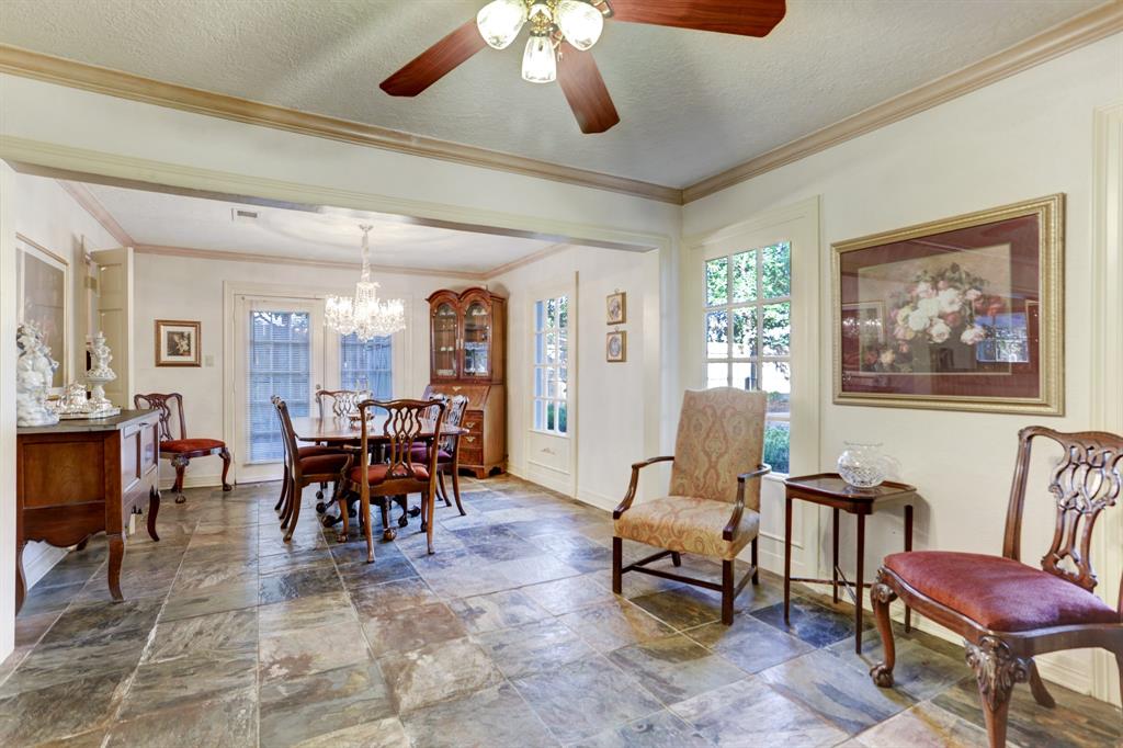 1131 2 Wirt Road, Houston, Texas 77055, 5 Bedrooms Bedrooms, 13 Rooms Rooms,4 BathroomsBathrooms,Single-family,For Sale,Wirt,88777626