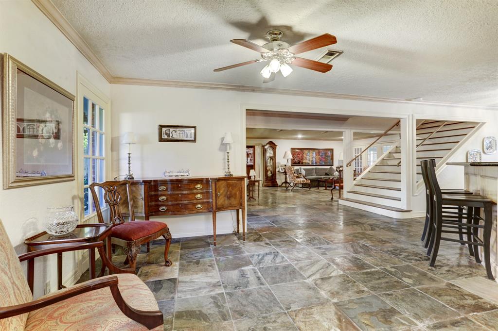 1131 2 Wirt Road, Houston, Texas 77055, 5 Bedrooms Bedrooms, 13 Rooms Rooms,4 BathroomsBathrooms,Single-family,For Sale,Wirt,88777626
