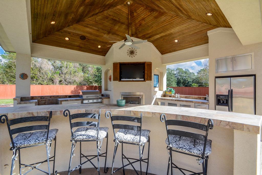 34 2 Highclere Park Drive, Spring, Texas 77379, 5 Bedrooms Bedrooms, 10 Rooms Rooms,3 BathroomsBathrooms,Single-family,For Sale,Highclere Park,87847004