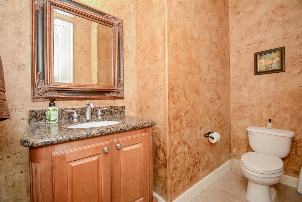 34 2 Highclere Park Drive, Spring, Texas 77379, 5 Bedrooms Bedrooms, 10 Rooms Rooms,3 BathroomsBathrooms,Single-family,For Sale,Highclere Park,87847004