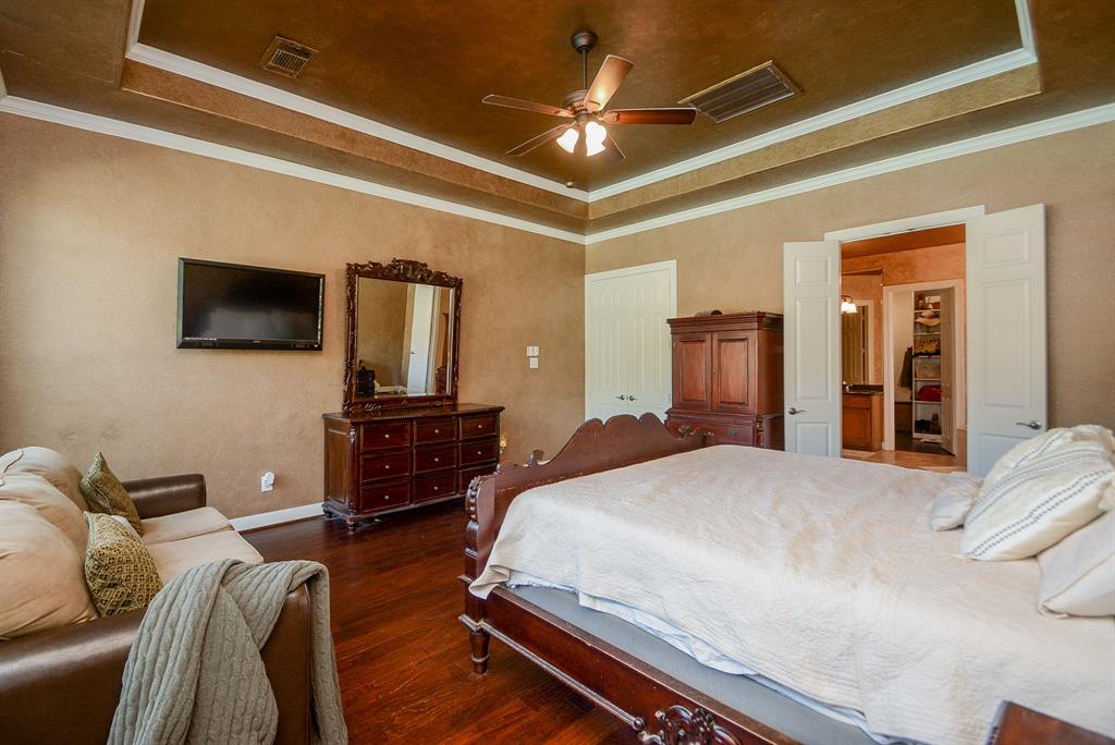 34 2 Highclere Park Drive, Spring, Texas 77379, 5 Bedrooms Bedrooms, 10 Rooms Rooms,3 BathroomsBathrooms,Single-family,For Sale,Highclere Park,87847004