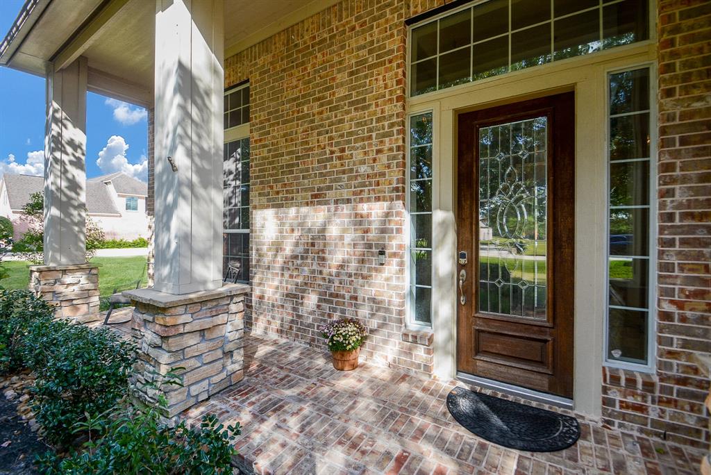 34 2 Highclere Park Drive, Spring, Texas 77379, 5 Bedrooms Bedrooms, 10 Rooms Rooms,3 BathroomsBathrooms,Single-family,For Sale,Highclere Park,87847004