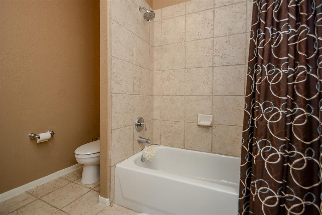 34 2 Highclere Park Drive, Spring, Texas 77379, 5 Bedrooms Bedrooms, 10 Rooms Rooms,3 BathroomsBathrooms,Single-family,For Sale,Highclere Park,87847004