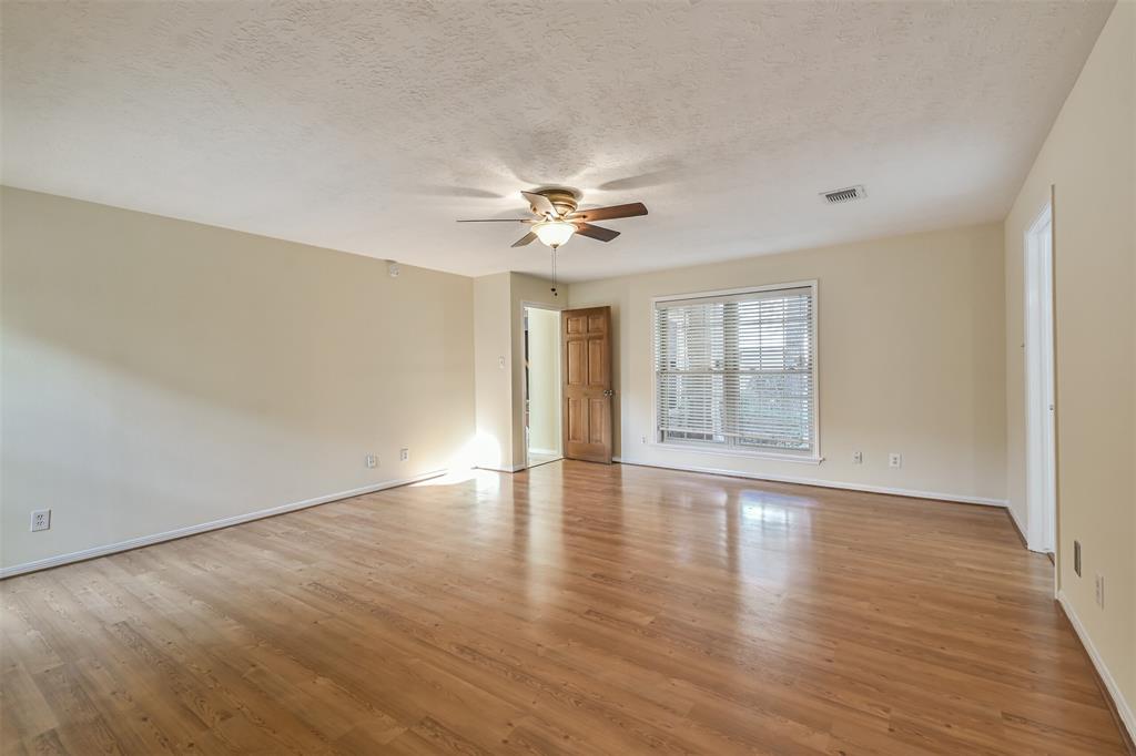 5214 2 Spanish Oak Drive, Houston, Texas 77066, 5 Bedrooms Bedrooms, 7 Rooms Rooms,2 BathroomsBathrooms,Single-family,For Sale,Spanish Oak,73380204