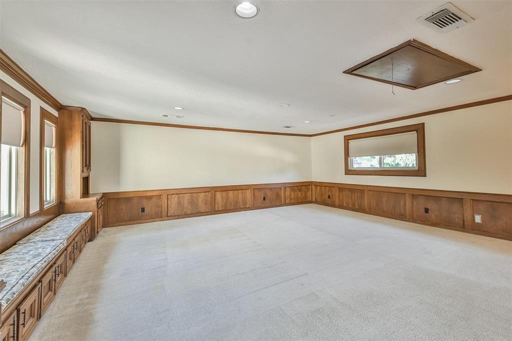 5214 2 Spanish Oak Drive, Houston, Texas 77066, 5 Bedrooms Bedrooms, 7 Rooms Rooms,2 BathroomsBathrooms,Single-family,For Sale,Spanish Oak,73380204