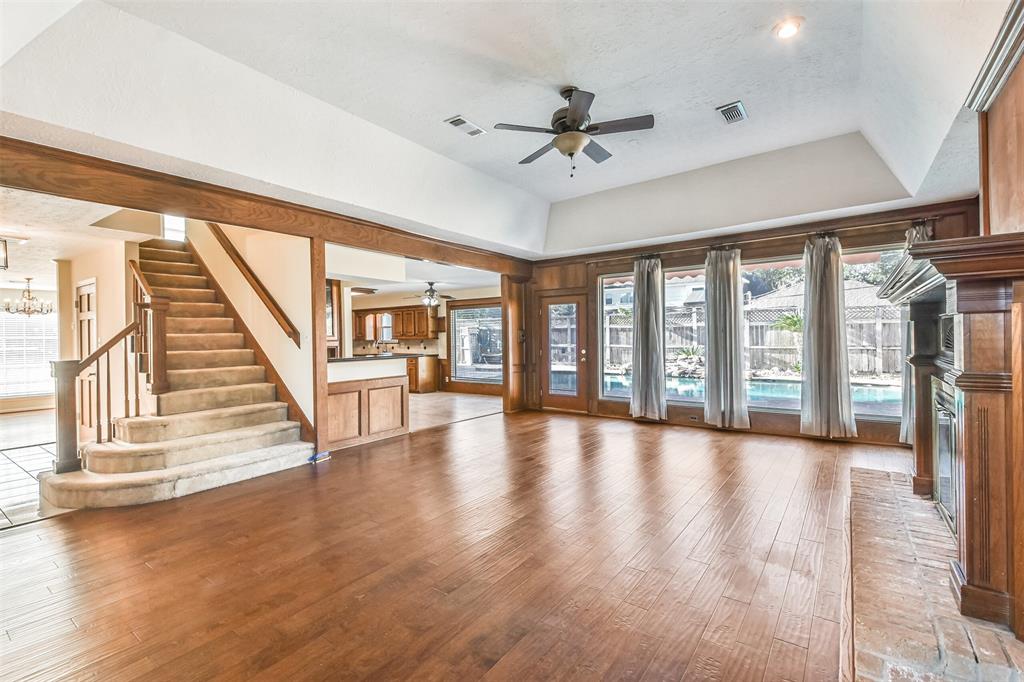 5214 2 Spanish Oak Drive, Houston, Texas 77066, 5 Bedrooms Bedrooms, 7 Rooms Rooms,2 BathroomsBathrooms,Single-family,For Sale,Spanish Oak,73380204
