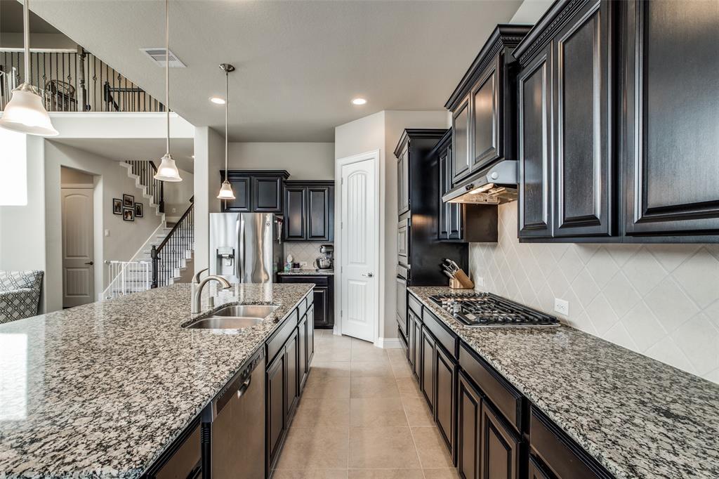 1839 2 Rocky Hills Drive, Conroe, Texas 77304, 4 Bedrooms Bedrooms, 11 Rooms Rooms,3 BathroomsBathrooms,Single-family,For Sale,Rocky Hills,85135431