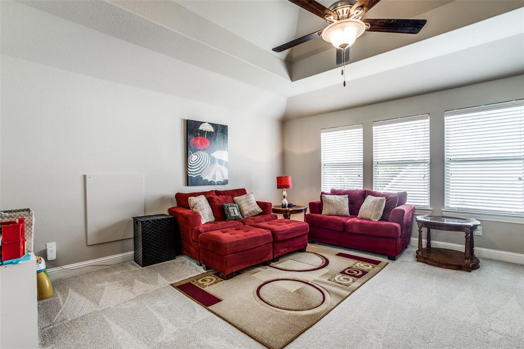 1839 2 Rocky Hills Drive, Conroe, Texas 77304, 4 Bedrooms Bedrooms, 11 Rooms Rooms,3 BathroomsBathrooms,Single-family,For Sale,Rocky Hills,85135431