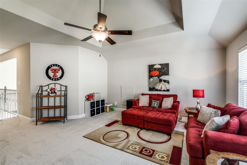 1839 2 Rocky Hills Drive, Conroe, Texas 77304, 4 Bedrooms Bedrooms, 11 Rooms Rooms,3 BathroomsBathrooms,Single-family,For Sale,Rocky Hills,85135431