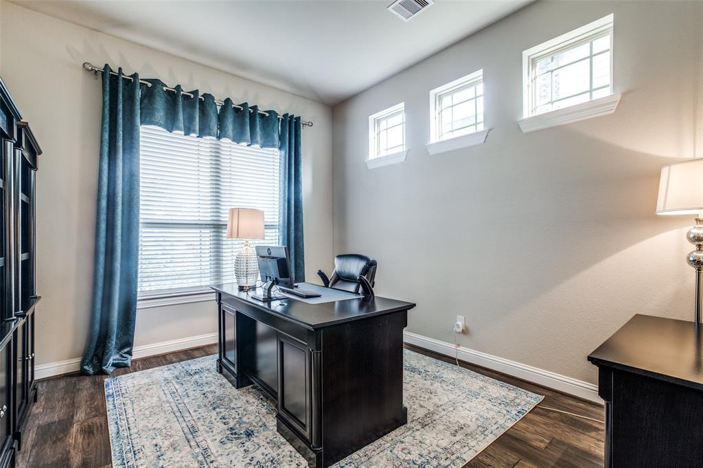 1839 2 Rocky Hills Drive, Conroe, Texas 77304, 4 Bedrooms Bedrooms, 11 Rooms Rooms,3 BathroomsBathrooms,Single-family,For Sale,Rocky Hills,85135431