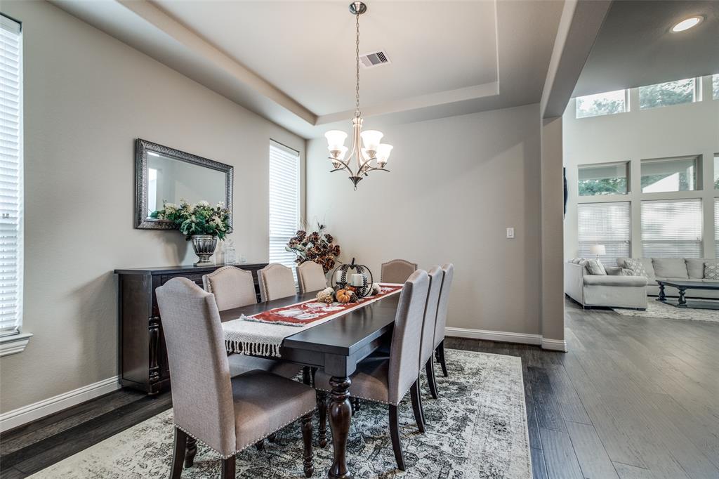 1839 2 Rocky Hills Drive, Conroe, Texas 77304, 4 Bedrooms Bedrooms, 11 Rooms Rooms,3 BathroomsBathrooms,Single-family,For Sale,Rocky Hills,85135431