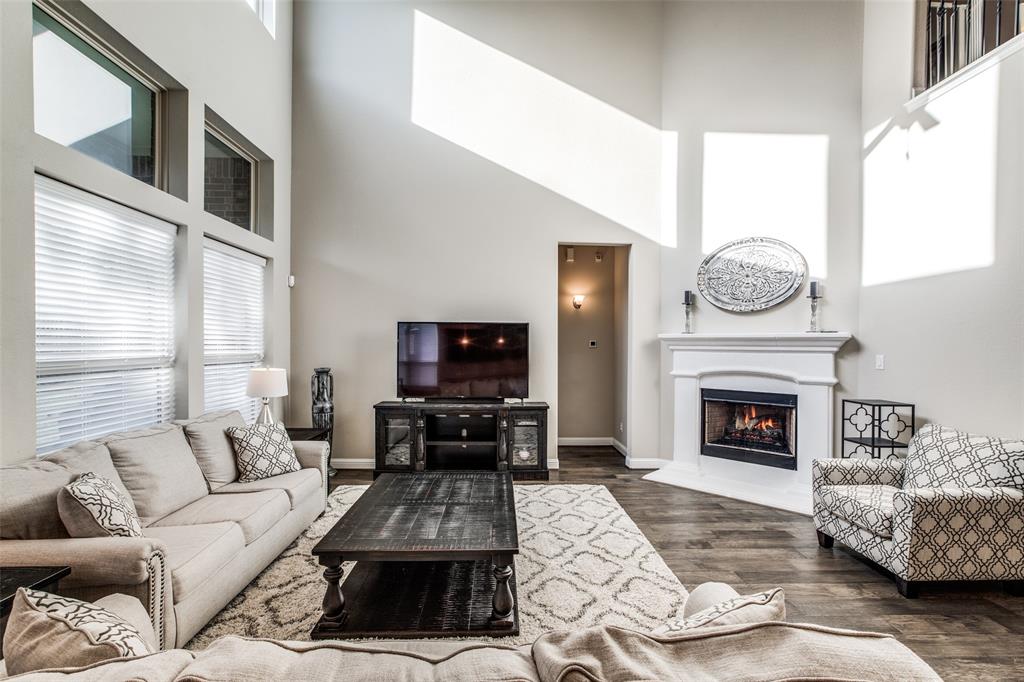 1839 2 Rocky Hills Drive, Conroe, Texas 77304, 4 Bedrooms Bedrooms, 11 Rooms Rooms,3 BathroomsBathrooms,Single-family,For Sale,Rocky Hills,85135431