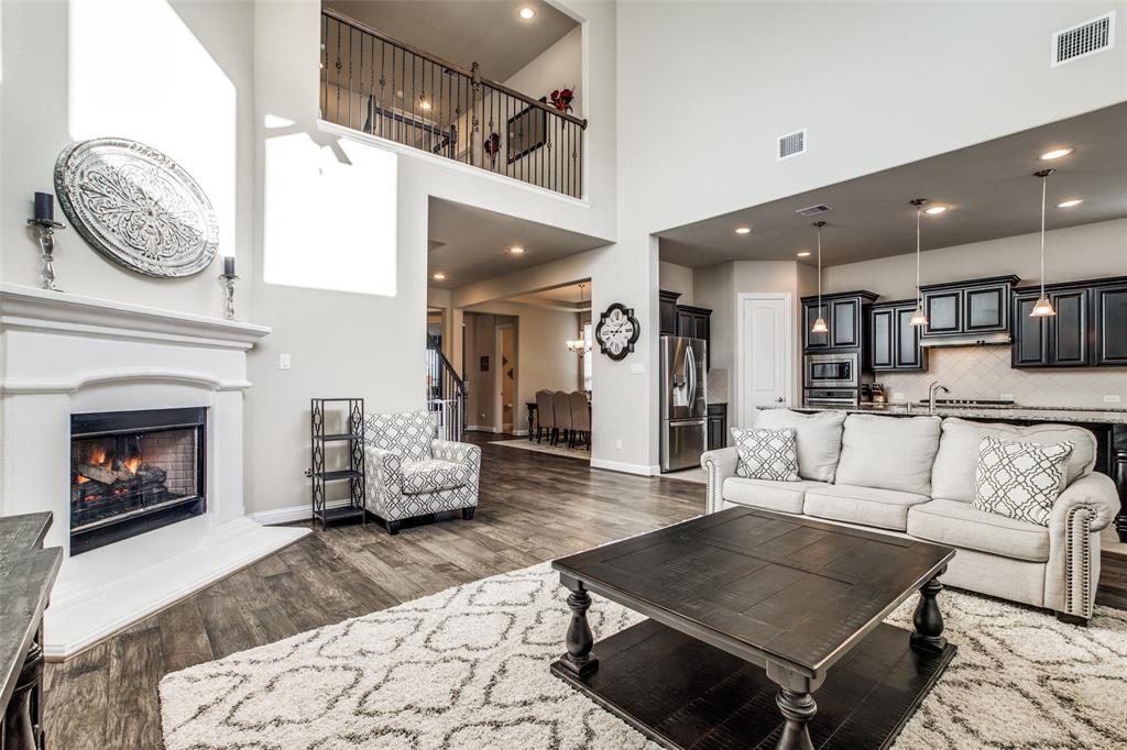 1839 2 Rocky Hills Drive, Conroe, Texas 77304, 4 Bedrooms Bedrooms, 11 Rooms Rooms,3 BathroomsBathrooms,Single-family,For Sale,Rocky Hills,85135431