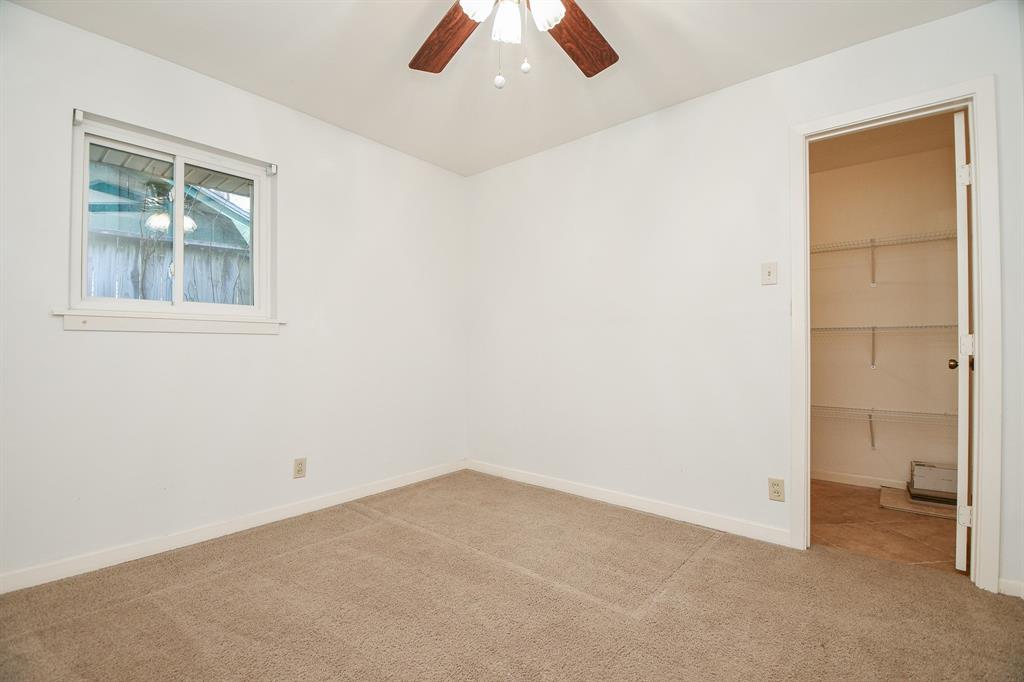 10015 2 Raritan Drive, Houston, Texas 77080, 4 Bedrooms Bedrooms, 13 Rooms Rooms,3 BathroomsBathrooms,Single-family,For Sale,Raritan,63310342