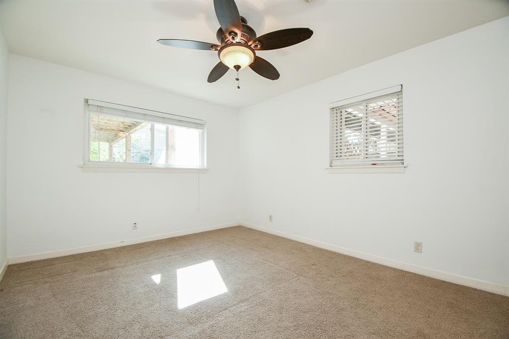 10015 2 Raritan Drive, Houston, Texas 77080, 4 Bedrooms Bedrooms, 13 Rooms Rooms,3 BathroomsBathrooms,Single-family,For Sale,Raritan,63310342