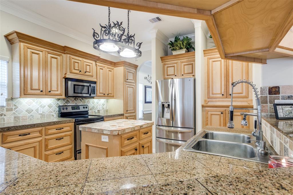 3302 1 Vineyard Lane, Montgomery, Texas 77356, 3 Bedrooms Bedrooms, 10 Rooms Rooms,2 BathroomsBathrooms,Single-family,For Sale,Vineyard,55239327