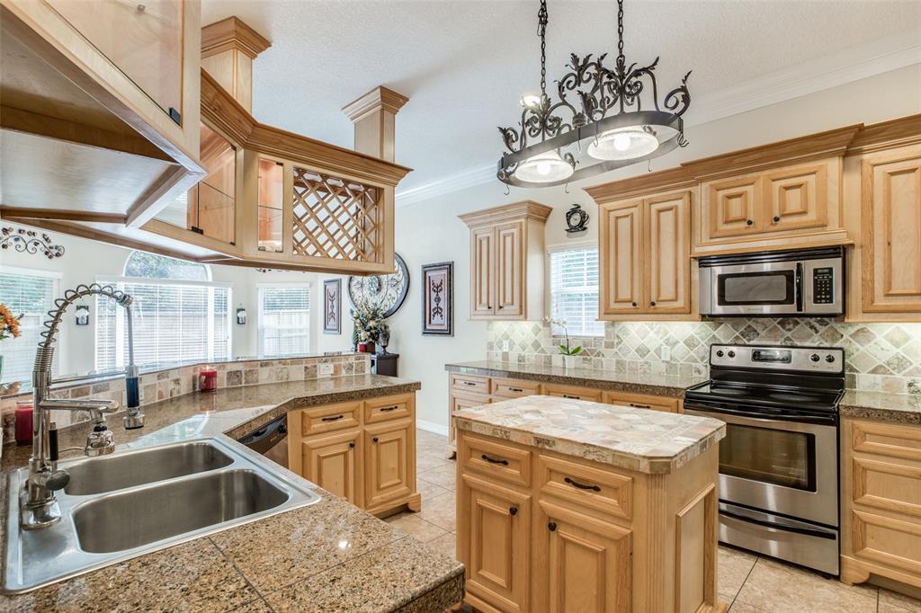 3302 1 Vineyard Lane, Montgomery, Texas 77356, 3 Bedrooms Bedrooms, 10 Rooms Rooms,2 BathroomsBathrooms,Single-family,For Sale,Vineyard,55239327