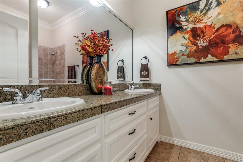3302 1 Vineyard Lane, Montgomery, Texas 77356, 3 Bedrooms Bedrooms, 10 Rooms Rooms,2 BathroomsBathrooms,Single-family,For Sale,Vineyard,55239327