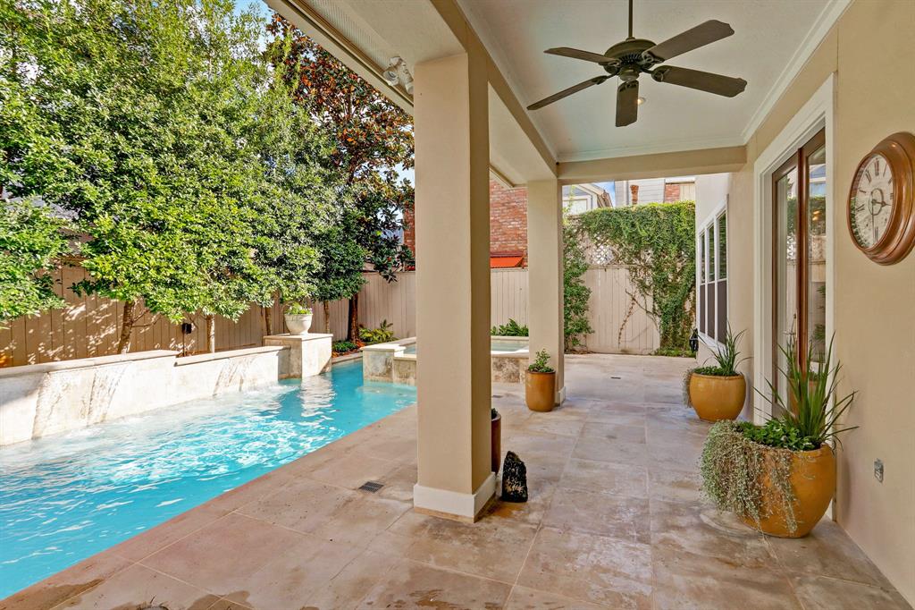 2201 2 Morse Street, Houston, Texas 77019, 3 Bedrooms Bedrooms, 11 Rooms Rooms,3 BathroomsBathrooms,Single-family,For Sale,Morse,75585724