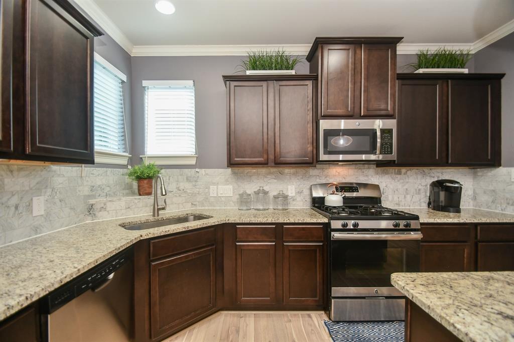 4815 2 Hardy Street, Houston, Texas 77009, 3 Bedrooms Bedrooms, 5 Rooms Rooms,2 BathroomsBathrooms,Single-family,For Sale,Hardy,61119620