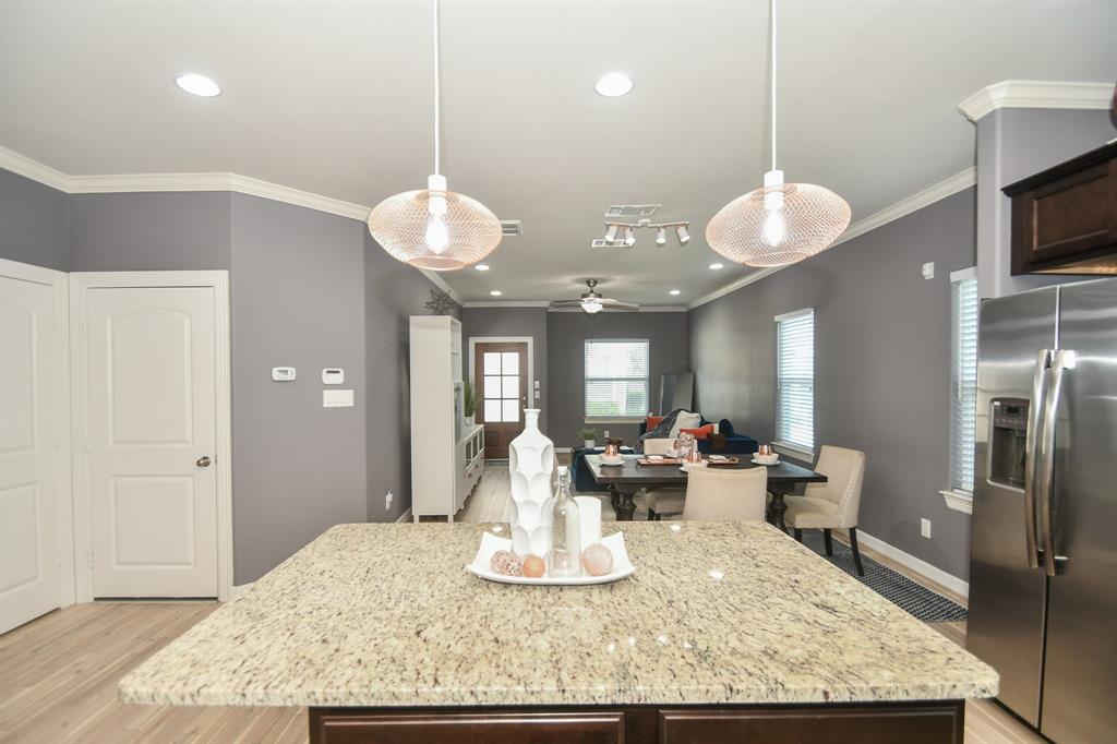 4815 2 Hardy Street, Houston, Texas 77009, 3 Bedrooms Bedrooms, 5 Rooms Rooms,2 BathroomsBathrooms,Single-family,For Sale,Hardy,61119620