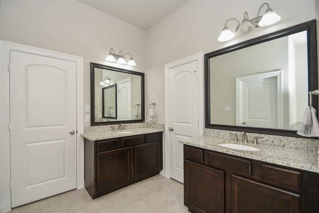 4815 2 Hardy Street, Houston, Texas 77009, 3 Bedrooms Bedrooms, 5 Rooms Rooms,2 BathroomsBathrooms,Single-family,For Sale,Hardy,61119620