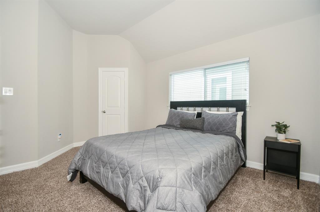 4815 2 Hardy Street, Houston, Texas 77009, 3 Bedrooms Bedrooms, 5 Rooms Rooms,2 BathroomsBathrooms,Single-family,For Sale,Hardy,61119620