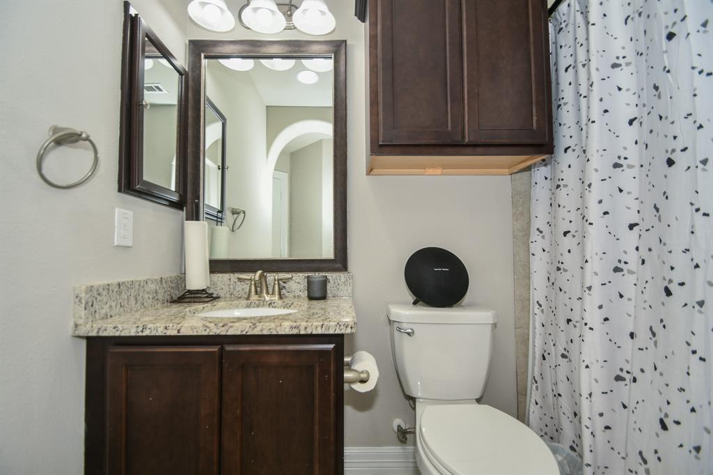 4815 2 Hardy Street, Houston, Texas 77009, 3 Bedrooms Bedrooms, 5 Rooms Rooms,2 BathroomsBathrooms,Single-family,For Sale,Hardy,61119620