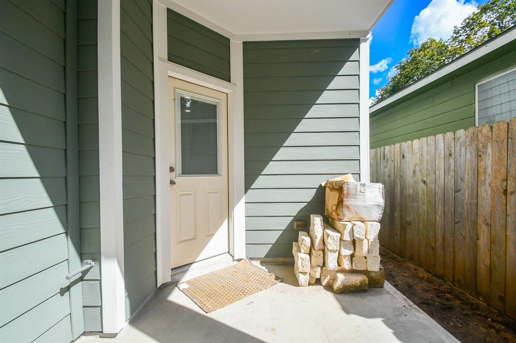4815 2 Hardy Street, Houston, Texas 77009, 3 Bedrooms Bedrooms, 5 Rooms Rooms,2 BathroomsBathrooms,Single-family,For Sale,Hardy,61119620