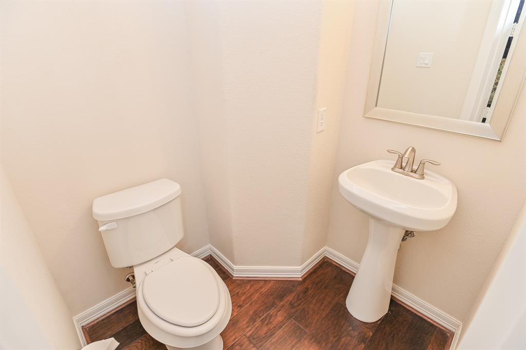 10202 3 Spring Shadows Park Circle, Houston, Texas 77080, 3 Bedrooms Bedrooms, 3 Rooms Rooms,3 BathroomsBathrooms,Single-family,For Sale,Spring Shadows Park,89650034