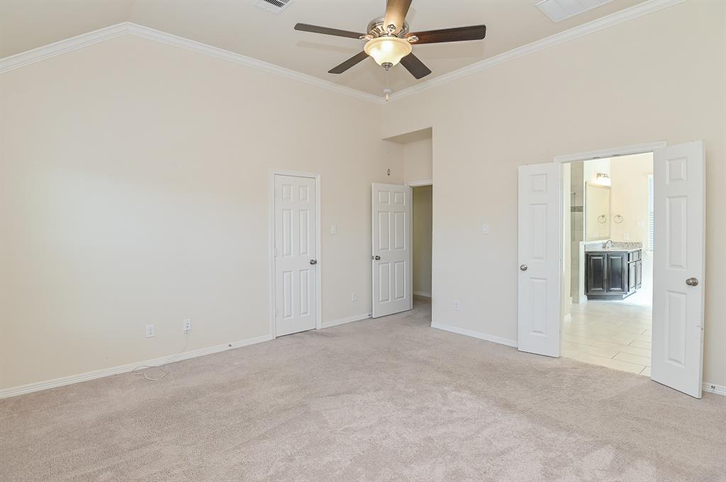 10202 3 Spring Shadows Park Circle, Houston, Texas 77080, 3 Bedrooms Bedrooms, 3 Rooms Rooms,3 BathroomsBathrooms,Single-family,For Sale,Spring Shadows Park,89650034