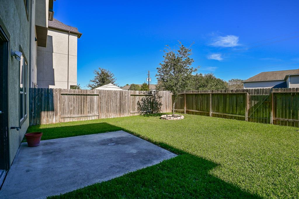 10202 3 Spring Shadows Park Circle, Houston, Texas 77080, 3 Bedrooms Bedrooms, 3 Rooms Rooms,3 BathroomsBathrooms,Single-family,For Sale,Spring Shadows Park,89650034