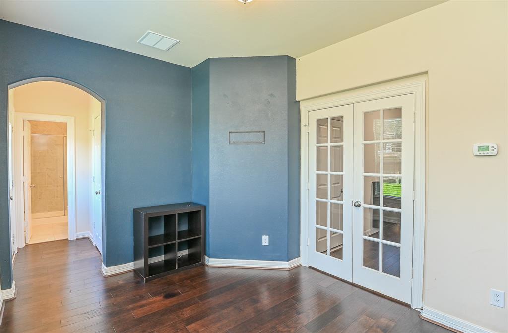 10202 3 Spring Shadows Park Circle, Houston, Texas 77080, 3 Bedrooms Bedrooms, 3 Rooms Rooms,3 BathroomsBathrooms,Single-family,For Sale,Spring Shadows Park,89650034