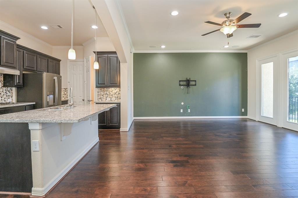 10202 3 Spring Shadows Park Circle, Houston, Texas 77080, 3 Bedrooms Bedrooms, 3 Rooms Rooms,3 BathroomsBathrooms,Single-family,For Sale,Spring Shadows Park,89650034