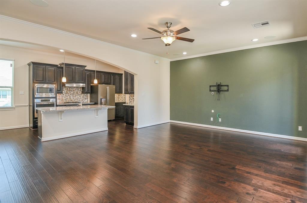10202 3 Spring Shadows Park Circle, Houston, Texas 77080, 3 Bedrooms Bedrooms, 3 Rooms Rooms,3 BathroomsBathrooms,Single-family,For Sale,Spring Shadows Park,89650034