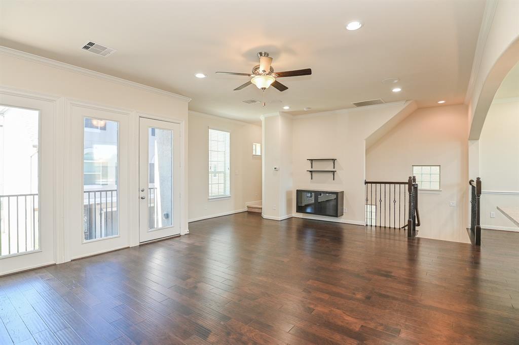 10202 3 Spring Shadows Park Circle, Houston, Texas 77080, 3 Bedrooms Bedrooms, 3 Rooms Rooms,3 BathroomsBathrooms,Single-family,For Sale,Spring Shadows Park,89650034