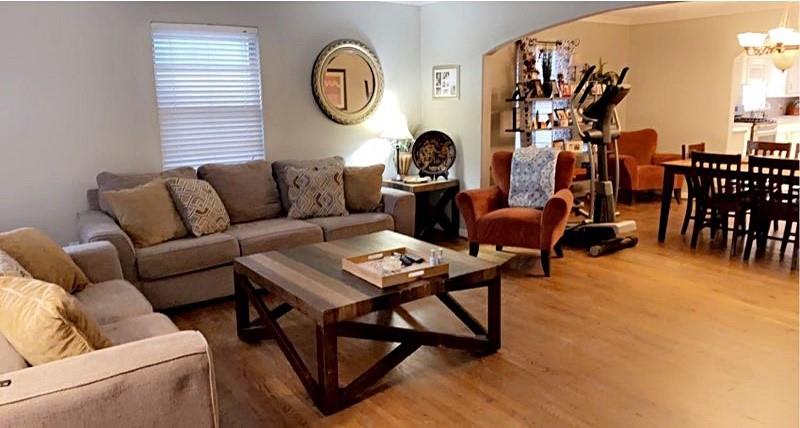 405 2 Dorchester Street, Houston, Texas 77022, 6 Bedrooms Bedrooms, 6 Rooms Rooms,2 BathroomsBathrooms,Single-family,For Sale,Dorchester,70238818
