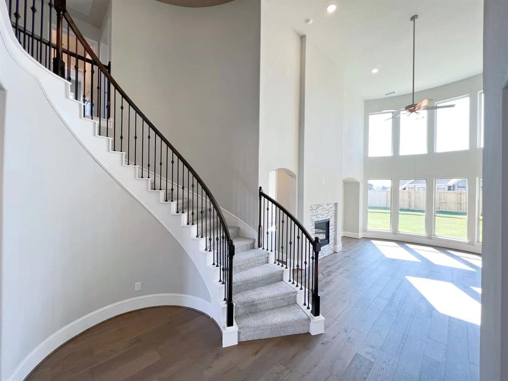 2126 2 Windmill Palm Drive, Fulshear, Texas 77423, 5 Bedrooms Bedrooms, 5 Rooms Rooms,4 BathroomsBathrooms,Single-family,For Sale,Windmill Palm Drive,84850287