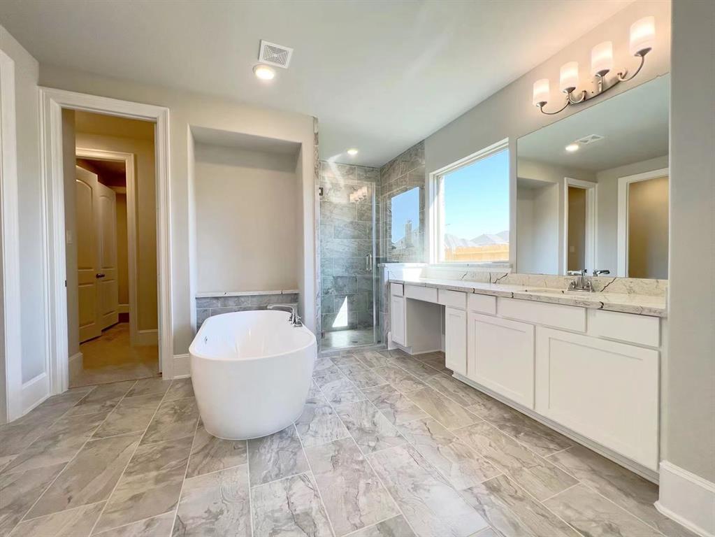 2126 2 Windmill Palm Drive, Fulshear, Texas 77423, 5 Bedrooms Bedrooms, 5 Rooms Rooms,4 BathroomsBathrooms,Single-family,For Sale,Windmill Palm Drive,84850287