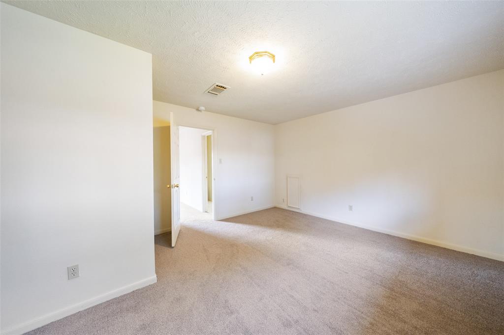 15806 2 Knoll Lake Drive, Houston, Texas 77095, 4 Bedrooms Bedrooms, 4 Rooms Rooms,2 BathroomsBathrooms,Single-family,For Sale,Knoll Lake,59255482