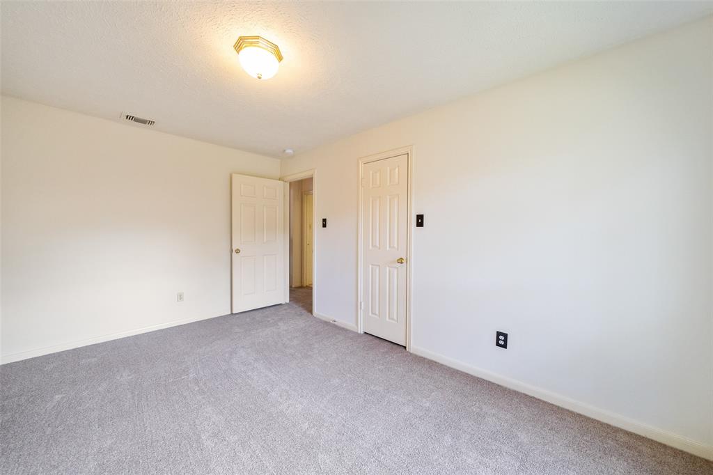 15806 2 Knoll Lake Drive, Houston, Texas 77095, 4 Bedrooms Bedrooms, 4 Rooms Rooms,2 BathroomsBathrooms,Single-family,For Sale,Knoll Lake,59255482