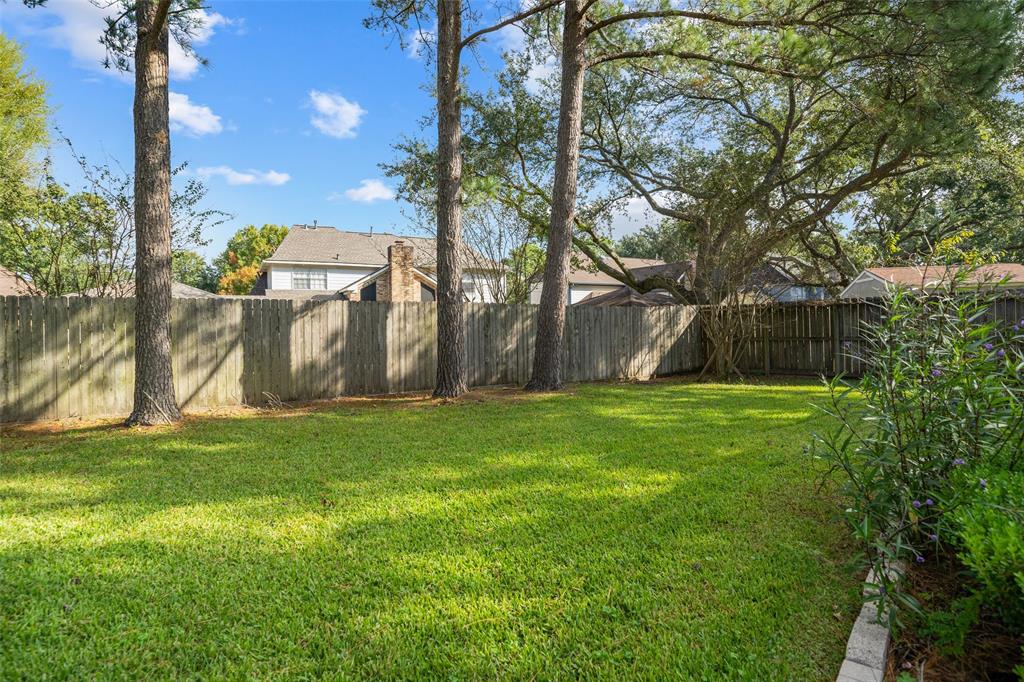 15806 2 Knoll Lake Drive, Houston, Texas 77095, 4 Bedrooms Bedrooms, 4 Rooms Rooms,2 BathroomsBathrooms,Single-family,For Sale,Knoll Lake,59255482