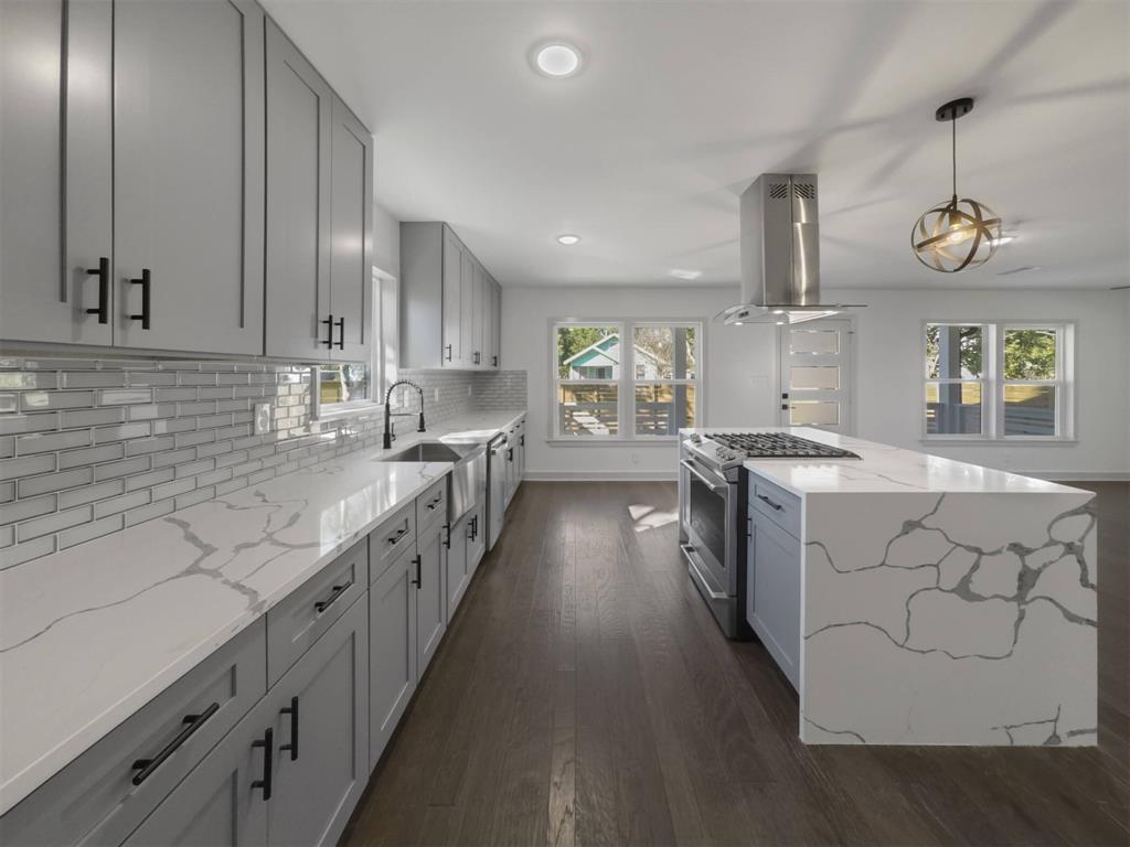 3602 1 Billingsley Street, Houston, Texas 77009, 3 Bedrooms Bedrooms, 11 Rooms Rooms,2 BathroomsBathrooms,Single-family,For Sale,Billingsley,69617221