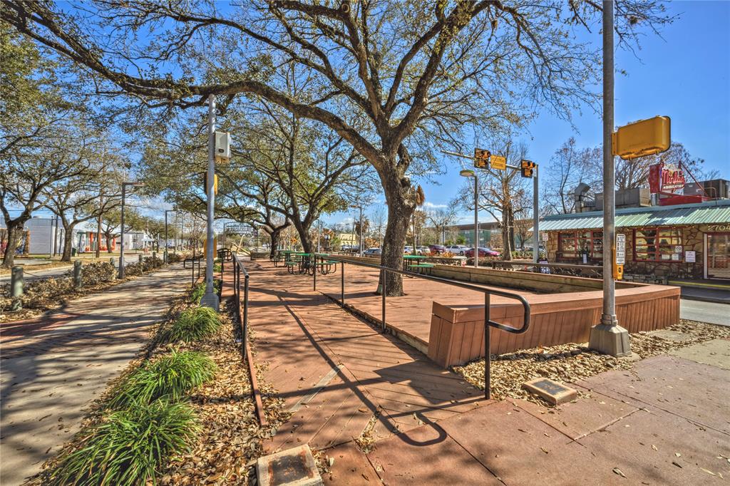 3118 1 Engelke Street, Houston, Texas 77003, 2 Bedrooms Bedrooms, 2 Rooms Rooms,1 BathroomBathrooms,Single-family,For Sale,Engelke,69036256