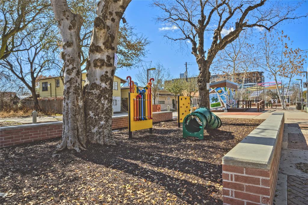 3118 1 Engelke Street, Houston, Texas 77003, 2 Bedrooms Bedrooms, 2 Rooms Rooms,1 BathroomBathrooms,Single-family,For Sale,Engelke,69036256