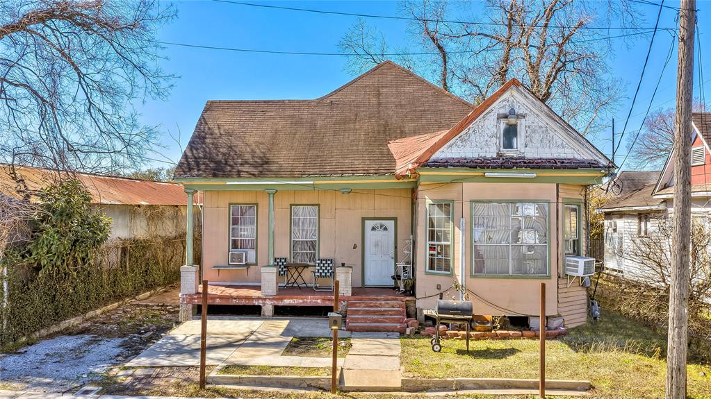 3118 1 Engelke Street, Houston, Texas 77003, 2 Bedrooms Bedrooms, 2 Rooms Rooms,1 BathroomBathrooms,Single-family,For Sale,Engelke,69036256