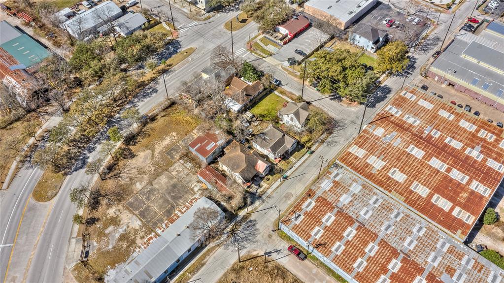 3118 1 Engelke Street, Houston, Texas 77003, 2 Bedrooms Bedrooms, 2 Rooms Rooms,1 BathroomBathrooms,Single-family,For Sale,Engelke,69036256
