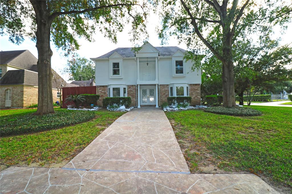 20131 2 Hardwidge Court, Katy, Texas 77450, 4 Bedrooms Bedrooms, 10 Rooms Rooms,3 BathroomsBathrooms,Single-family,For Sale,Hardwidge,45522570