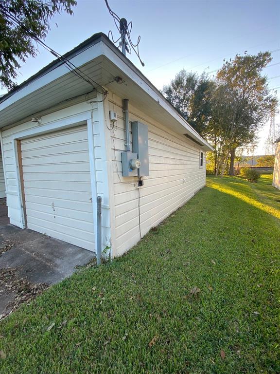 5728 1 Community Drive, Houston, Texas 77005, 2 Bedrooms Bedrooms, 6 Rooms Rooms,1 BathroomBathrooms,Single-family,For Sale,Community,25877904