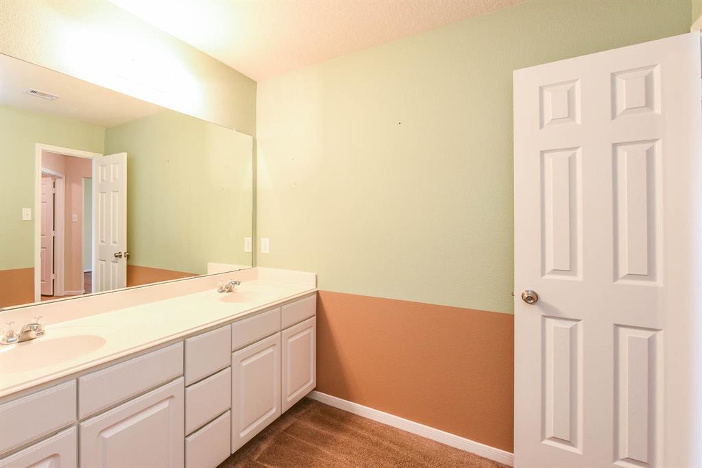 3230 2 Zephyr Glen Way, Houston, Texas 77084, 4 Bedrooms Bedrooms, 9 Rooms Rooms,2 BathroomsBathrooms,Single-family,For Sale,Zephyr Glen,72988938